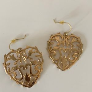 Gold - Heart Earrings